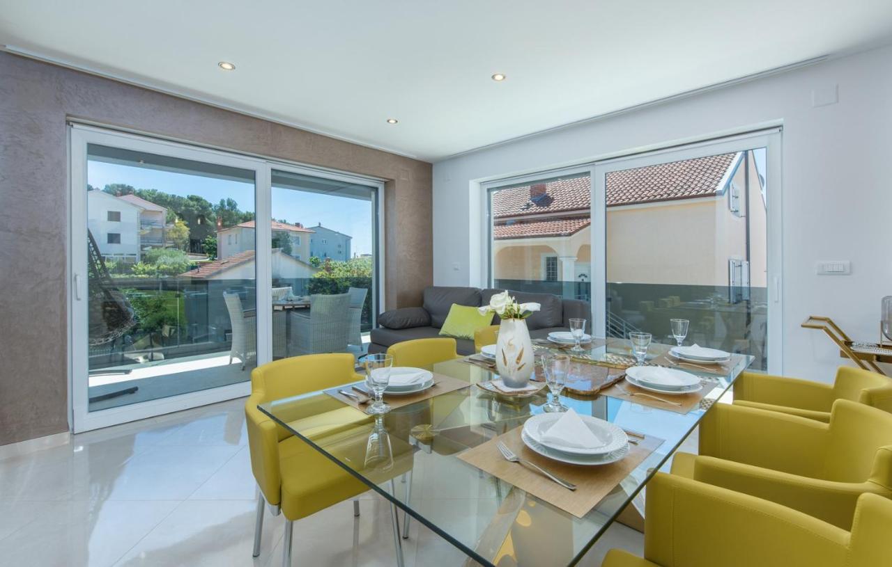 Modern Apartments With Shared Pool Near The Sea Póla Kültér fotó