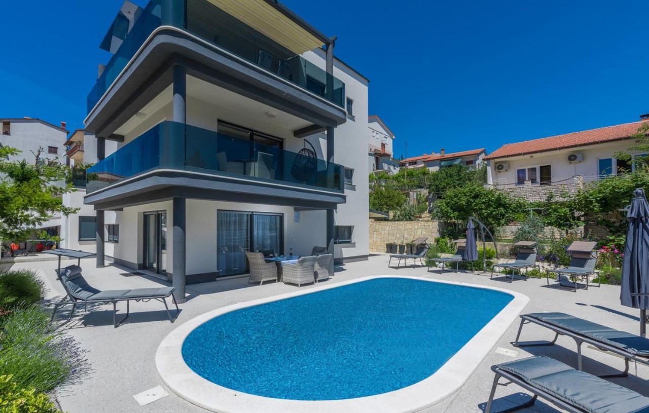 Modern Apartments With Shared Pool Near The Sea Póla Kültér fotó