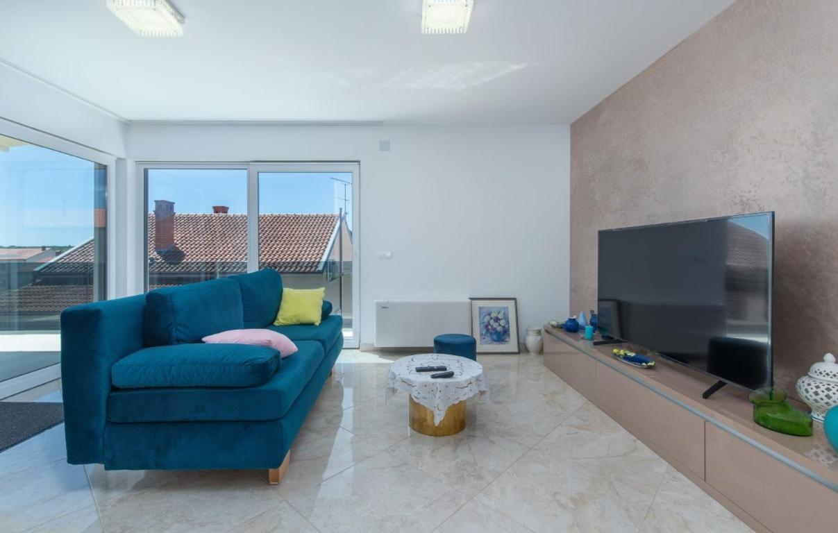 Modern Apartments With Shared Pool Near The Sea Póla Kültér fotó